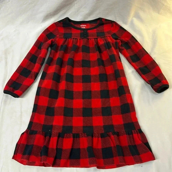 Carter's - NWOT - long sleeve fleece nightgown. Size 2-3A - Picture 1 of 3